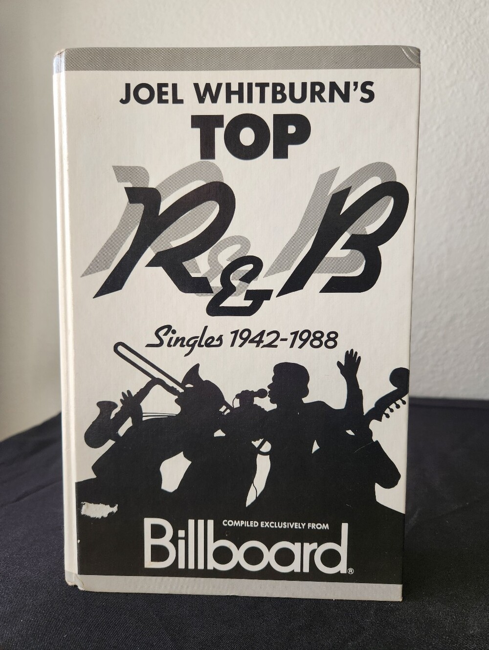 Billboard Top R & B Singles 1942-1988 Book By Joel Whitburn
